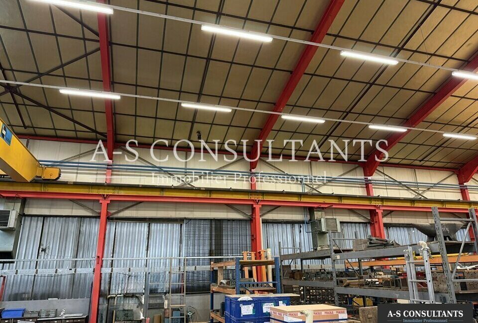 ENTREPOT LOCATION VALSERHÔNE 378273027_01_0107_5.jpg