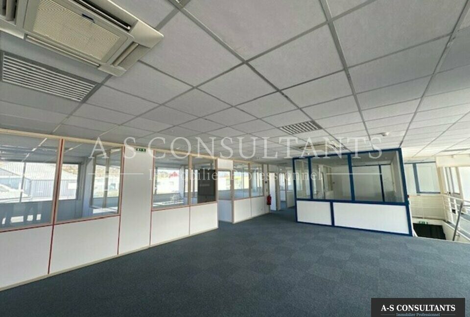 LOCAL COMMERCIAL LOCATION SILLINGY 393592422_74_0129_3.jpg