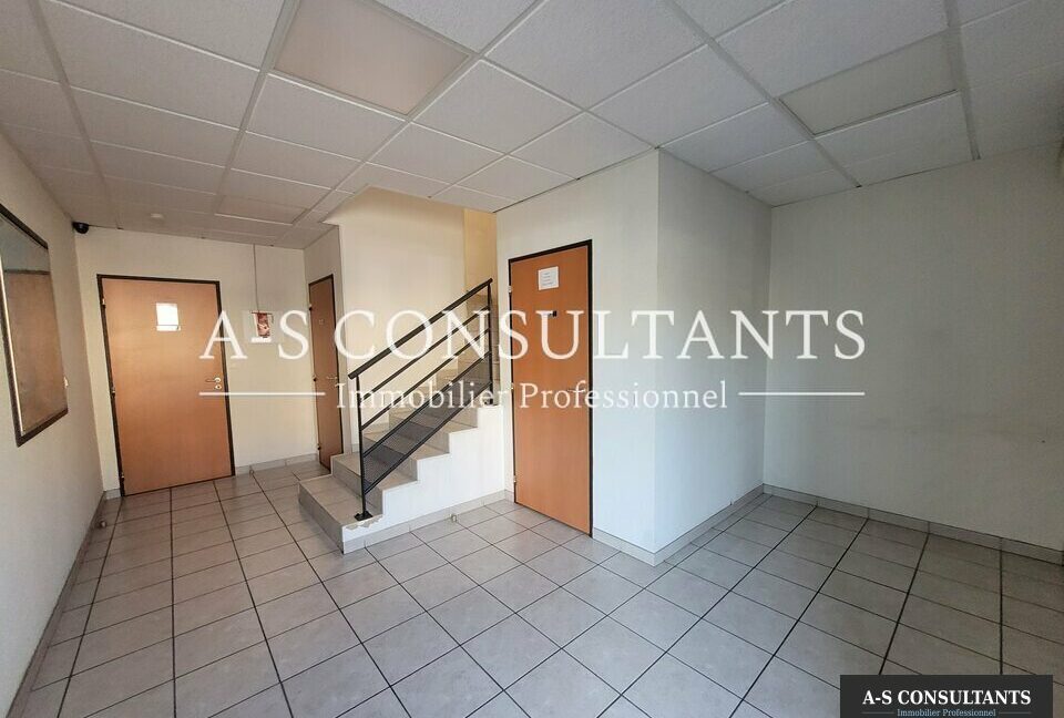 LOCAL D'ACTIVITE - ENTREPOT LOCATION VÉNISSIEUX 395794421_69_0184_6.jpg