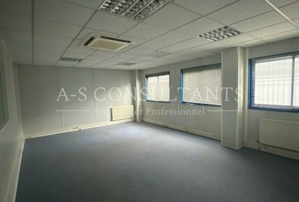 LOCAL D'ACTIVITE LOCATION LA ROCHE-SUR-FORON 765423114_74_0097_5.jpg