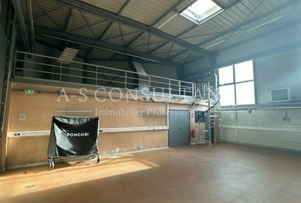 LOCAL D'ACTIVITE LOCATION LA ROCHE-SUR-FORON 765427179_74_0097_9.jpg