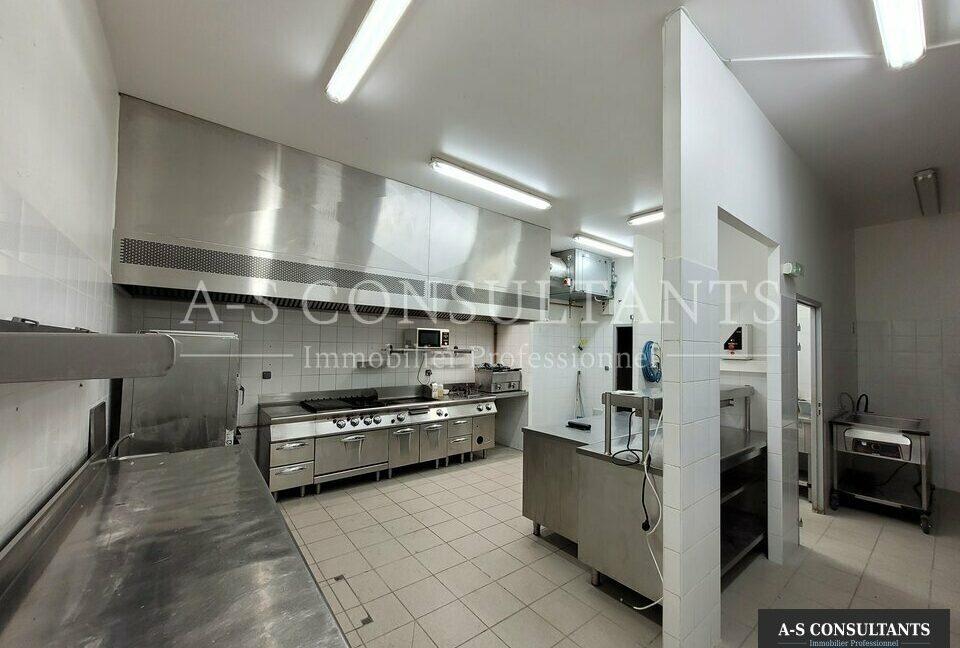 LOCAL COMMERCIAL LOCATION DAVEZIEUX 884007245_07_0109_1.jpg