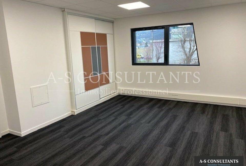 BUREAUX LOCATION CHALLES LES EAUX _73_0001_2.jpg