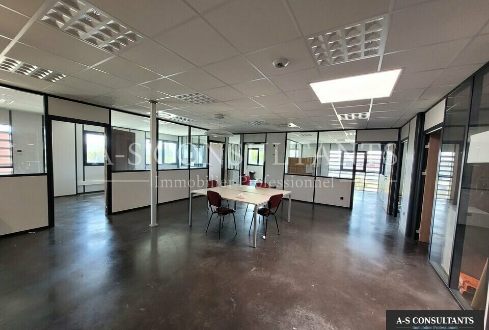 LOCAL D'ACTIVITE A VENDRE APPRIEU 010838238_38_0361_1.jpg