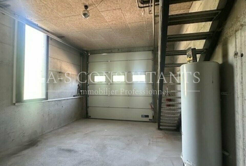 LOCAL PROFESSIONNEL LOCATION DRUMETTAZ-CLARAFOND 121120886_73_0331_6.jpg