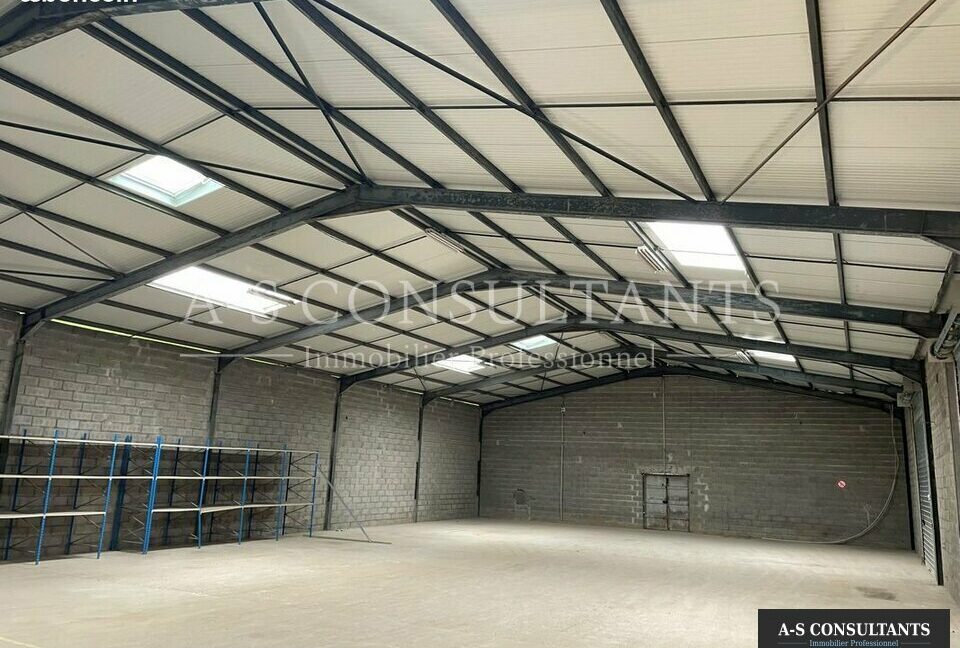 LOCAL COMMERCIAL LOCATION SAINT GENIX SUR GUIERS 315278573_73_0065_3.jpg