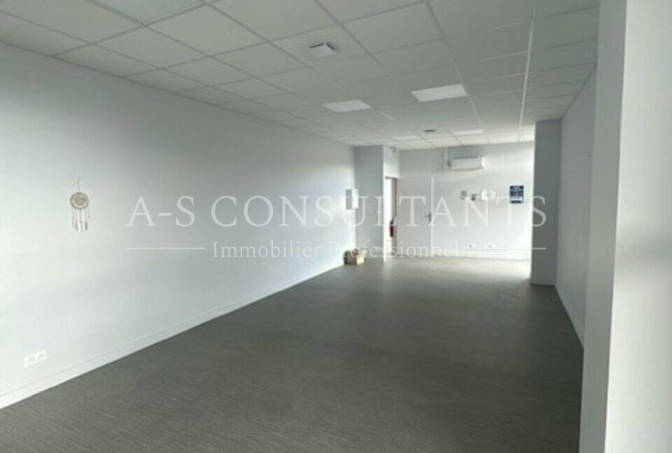 LOCAL COMMERCIAL LOCATION CHAMBERY 435090890_73_0092_5.jpg