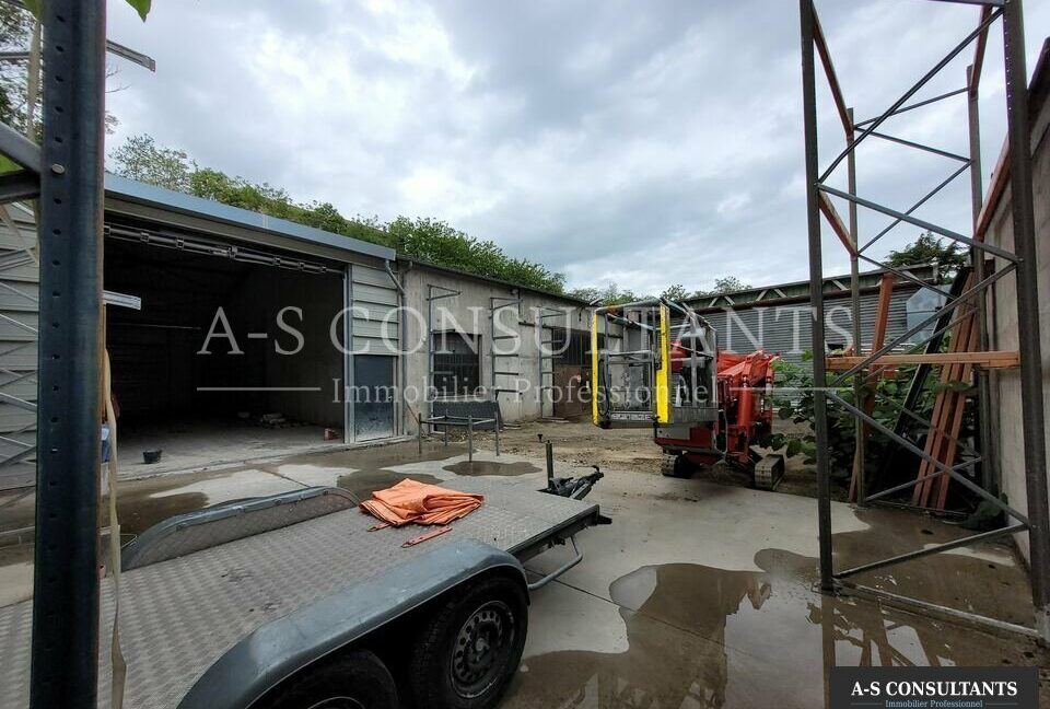 LOCAL D'ACTIVITE LOCATION DOMARIN 553017642_38_0253_1.jpg