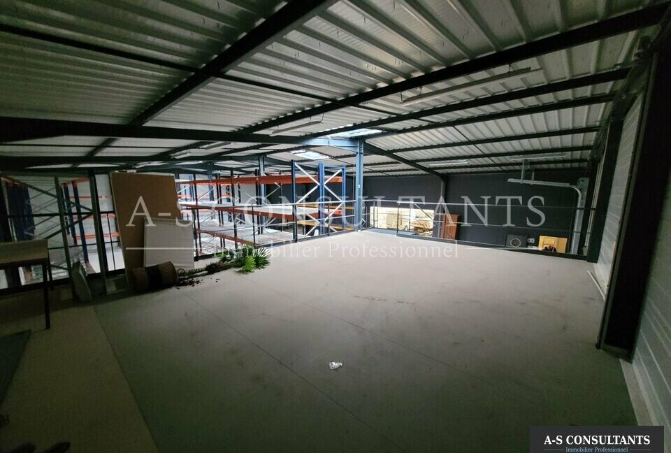 LOCAL D'ACTIVITE LOCATION DAVÉZIEUX 557419819_07_0149_4.jpg