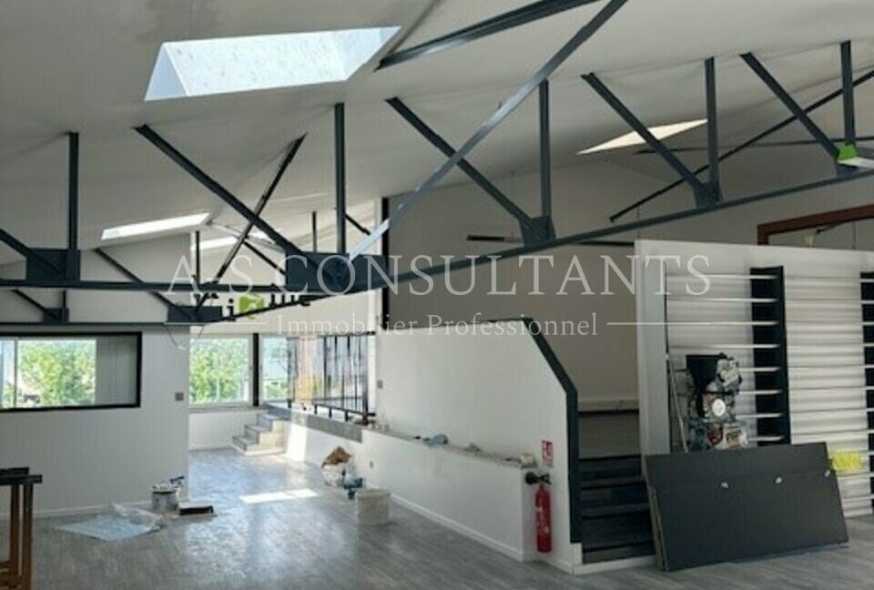 ENTREPOT LOCATION LA RAVOIRE 559965116_73_0287_4.jpg