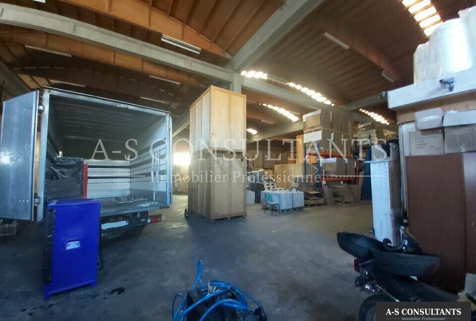 ENTREPOT A VENDRE SAINT PRIEST 69_0079_5.jpg