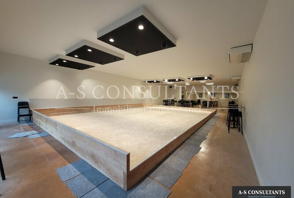 LOCAL COMMERCIAL LOCATION DAVEZIEUX 716467873_07_0076_3.jpg