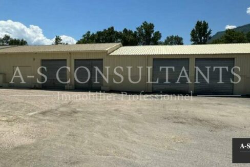 ENTREPOT LOCATION SAINT-VINCENT-DE-MERCUZE 754288611_38_0380_1.jpg