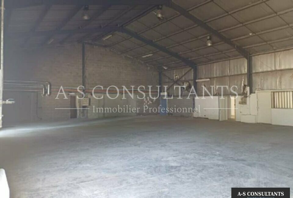 ENTREPOT LOCATION SAINT-VINCENT-DE-MERCUZE 754290247_38_0380_2.jpg