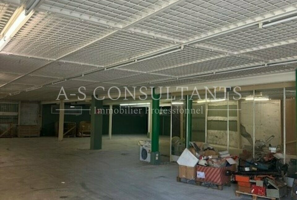 ENTREPOT LOCATION ROMAGNIEU 827864764_73_0299_1.jpg