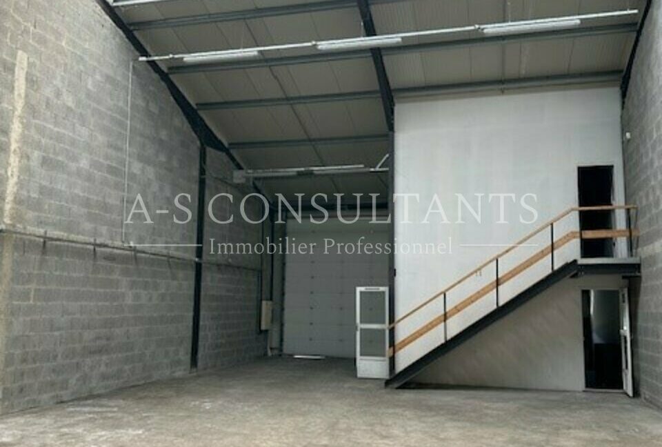 ENTREPOT LOCATION SAINT-FÉLIX 834020201_74_0099_1.jpg