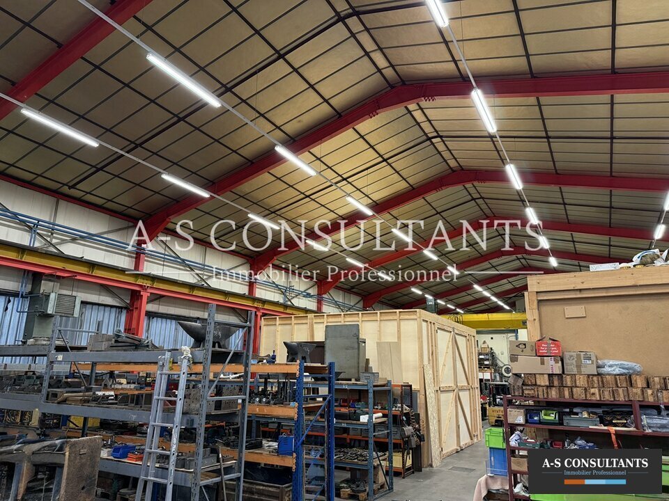 ENTREPOT LOCATION VALSERHÔNE 377778891_01_0107_2.jpg