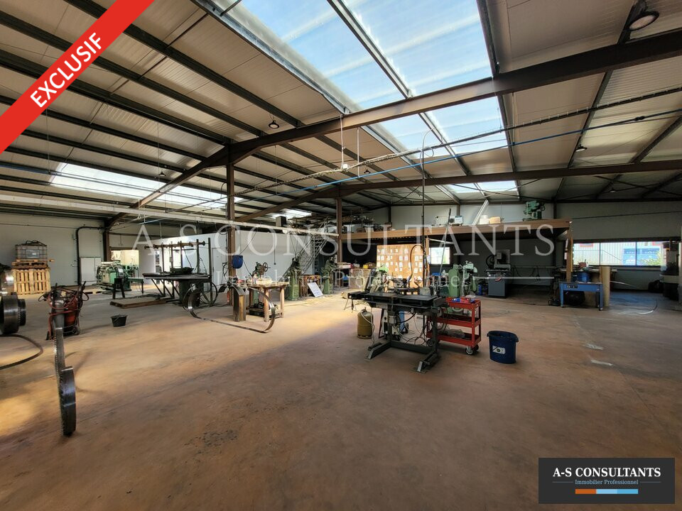 LOCAL D'ACTIVITE A VENDRE LA COTE SAINT ANDRE 38_0379_1.jpg