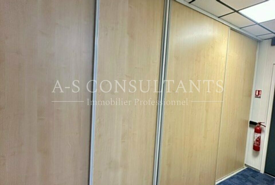 BUREAUX LOCATION LA MOTTE-SERVOLEX 359030394_73_0336_8.jpg