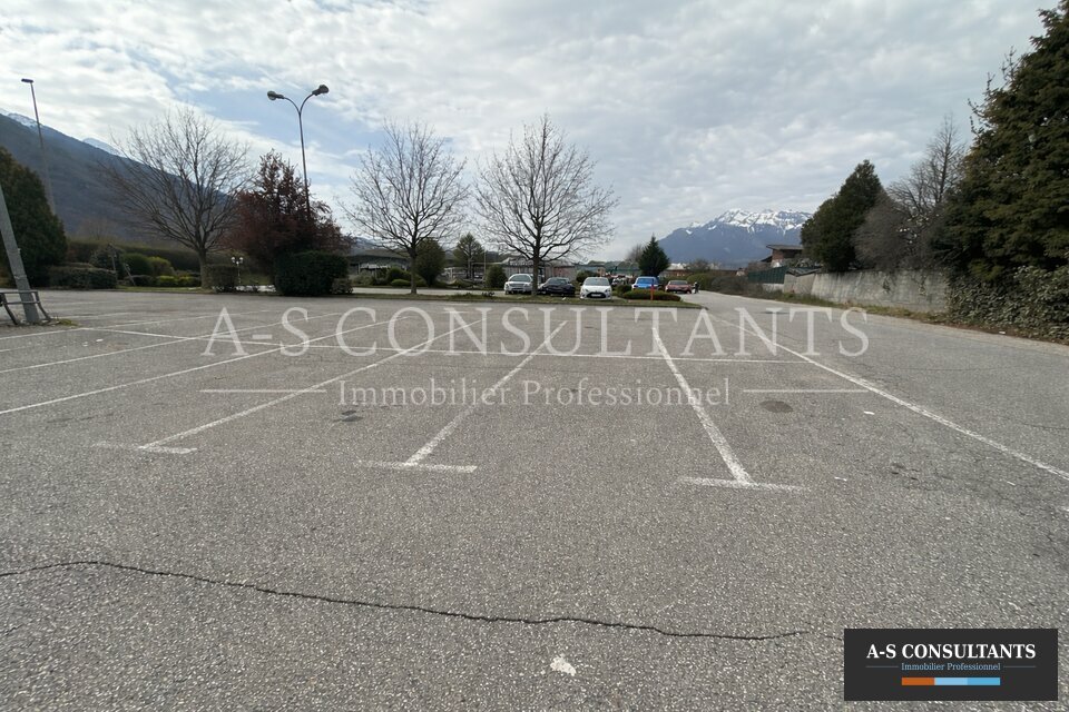 LOCAL COMMERCIAL LOCATION ALBERTVILLE 589168739_73_0322_2.jpg