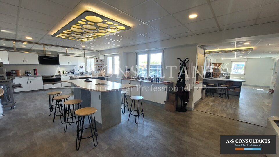 LOCAL D'ACTIVITE A VENDRE SAINT-DONAT-SUR-L'HERBASSE 712354688_26_0249_1.jpg