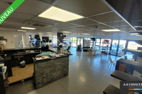 LOCAL COMMERCIAL LOCATION SALAISE SUR SANNE 058619767_38_0387_5.jpg