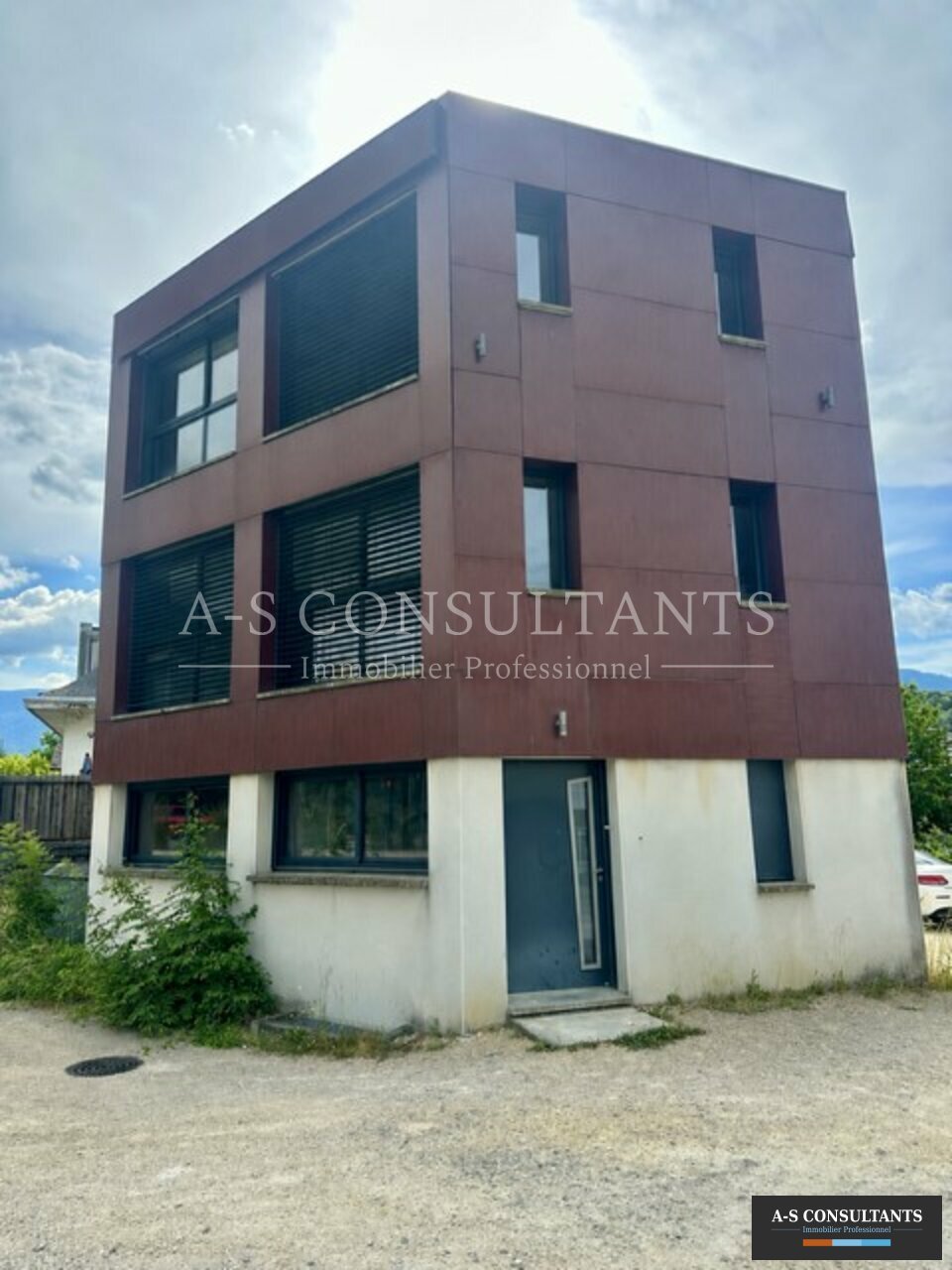 BUREAUX LOCATION BARBERAZ 244871075_73_0339_1.jpg