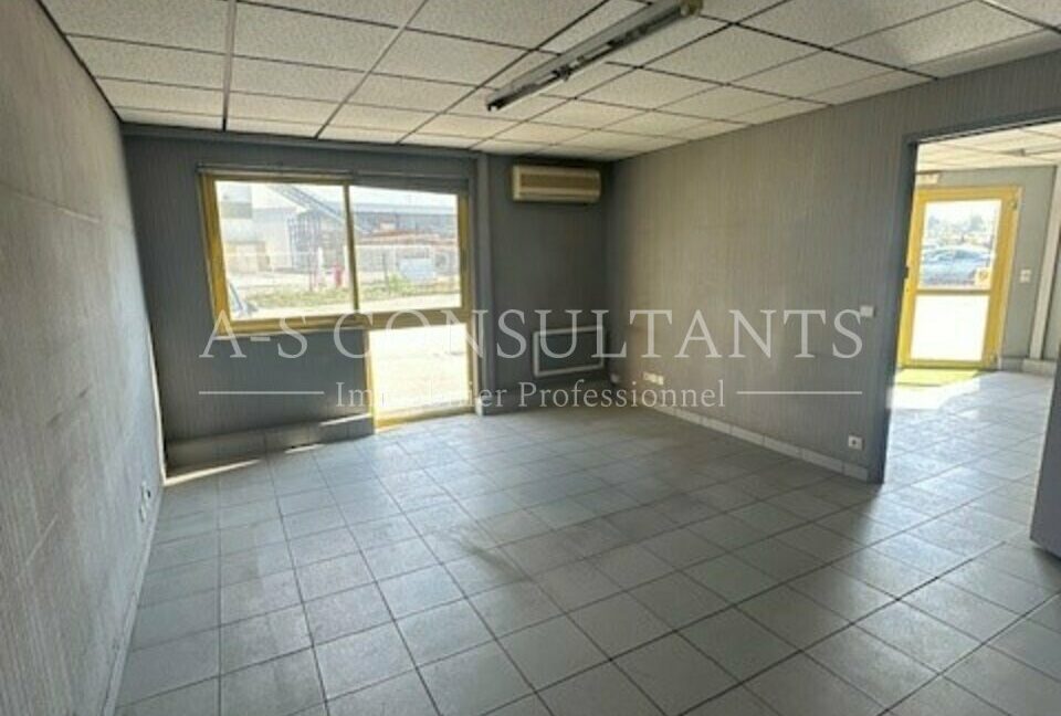 BATIMENT INDUSTRIEL A VENDRE SAINT-ALBAN-LEYSSE 294600168_73_0325_2.jpg