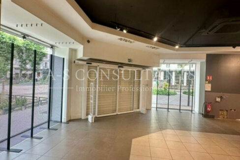 LOCAL COMMERCIAL LOCATION CHAMBÉRY 388941039_73_0342_1.jpg
