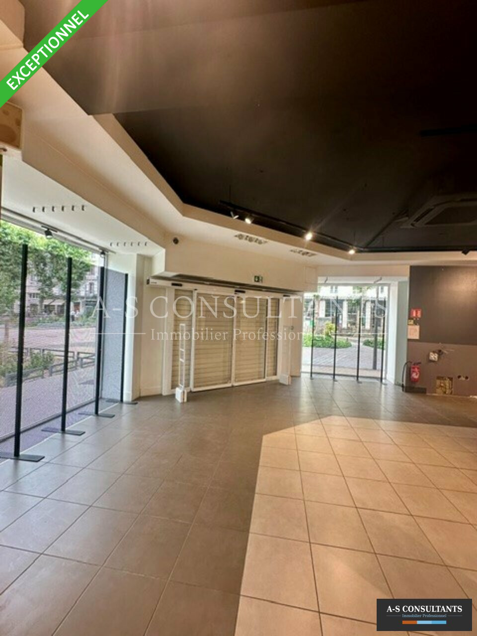 LOCAL COMMERCIAL LOCATION CHAMBÉRY 388941039_73_0342_1.jpg