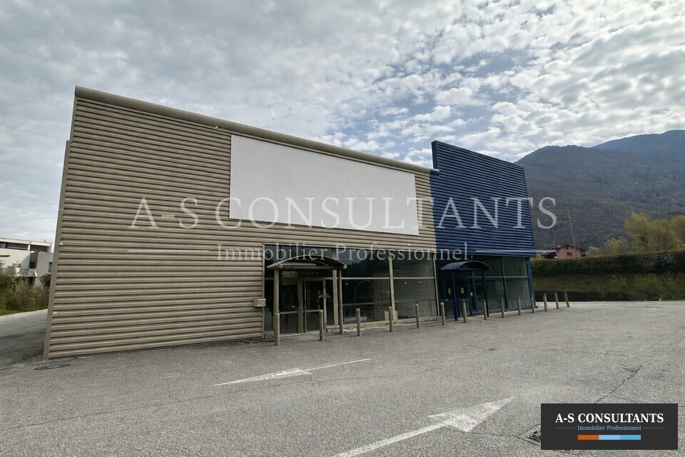 LOCAL COMMERCIAL LOCATION ALBERTVILLE 589166665_73_0322_1.jpg