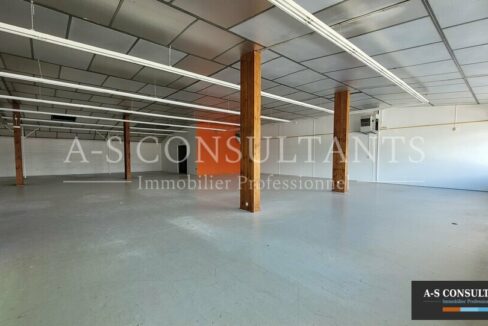 LOCAL COMMERCIAL LOCATION DAVÉZIEUX 647396293_07_0158_1.jpg