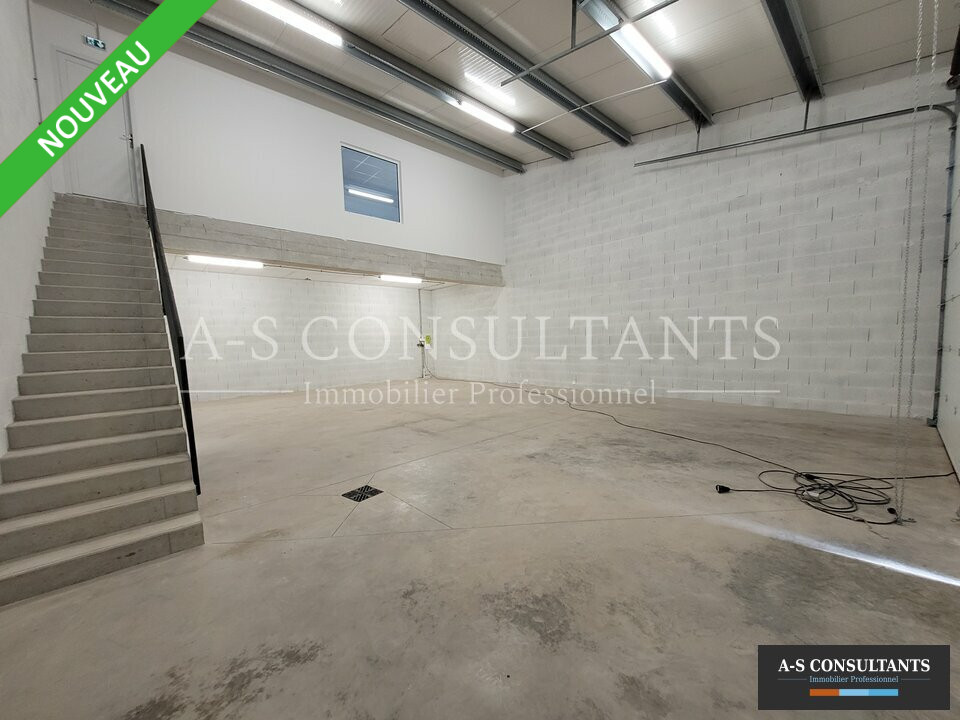 LOCAL D'ACTIVITE LOCATION VAULX-MILIEU 987174111_38_0343_4.jpg