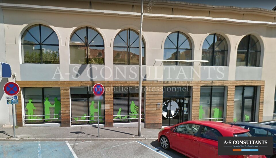 LOCAL COMMERCIAL LOCATION ANNONAY 07_0075_8.jpg