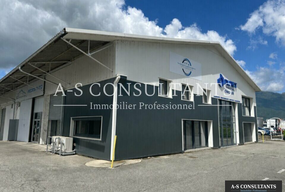 LOCAL COMMERCIAL LOCATION CHAMBÉRY 163493285_73_0335_1.jpg