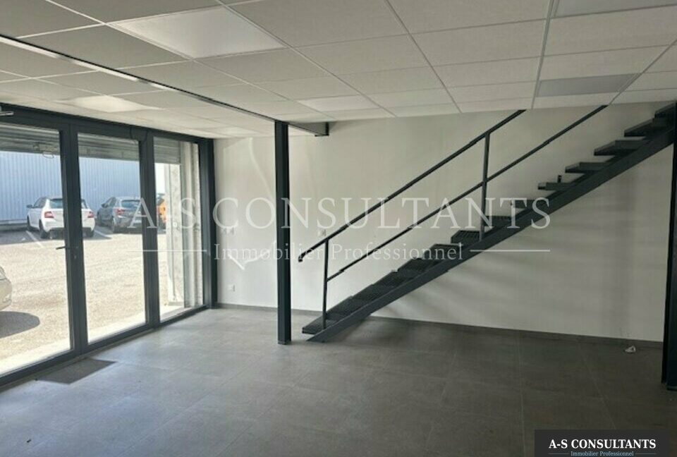LOCAL COMMERCIAL LOCATION CHAMBÉRY 166049107_73_0335_2.jpg