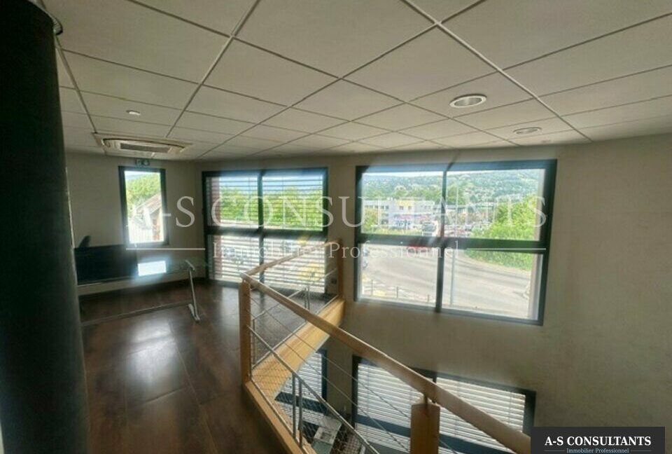 BUREAUX LOCATION BARBERAZ 245255003_73_0339_6.jpg