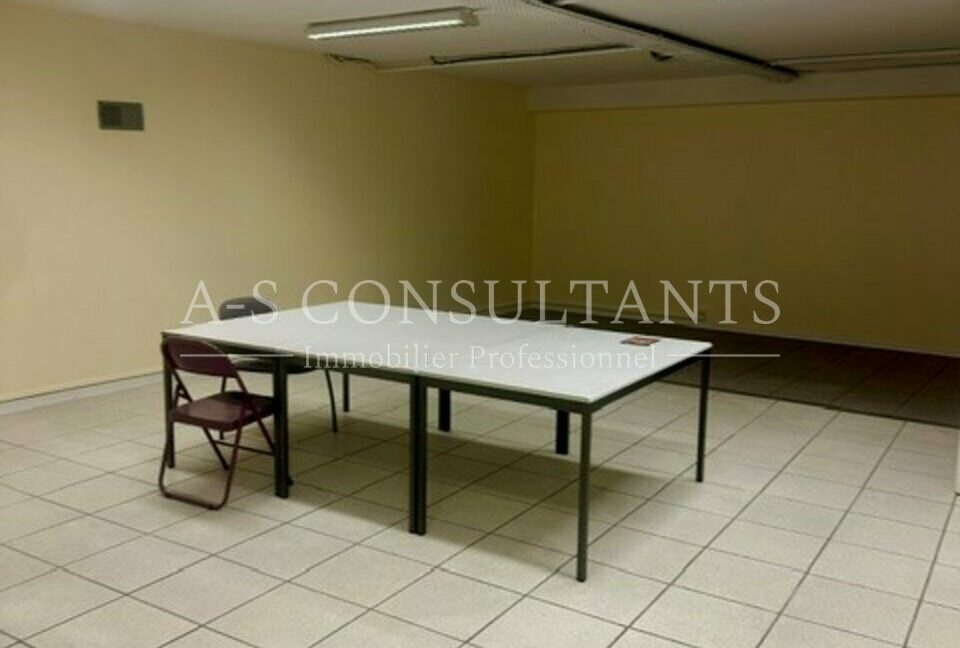 LOCAL COMMERCIAL LOCATION CHAMBÉRY 389768052_73_0342_7.jpg