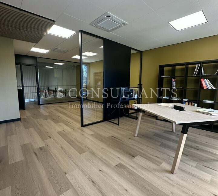 ENTREPOT LOCATION MERY 578012272_73_0151_4.jpg