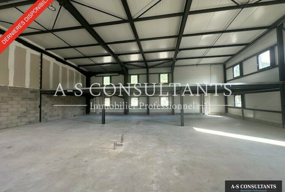 ENTREPOT LOCATION ARBIN 73_0318_1.jpg