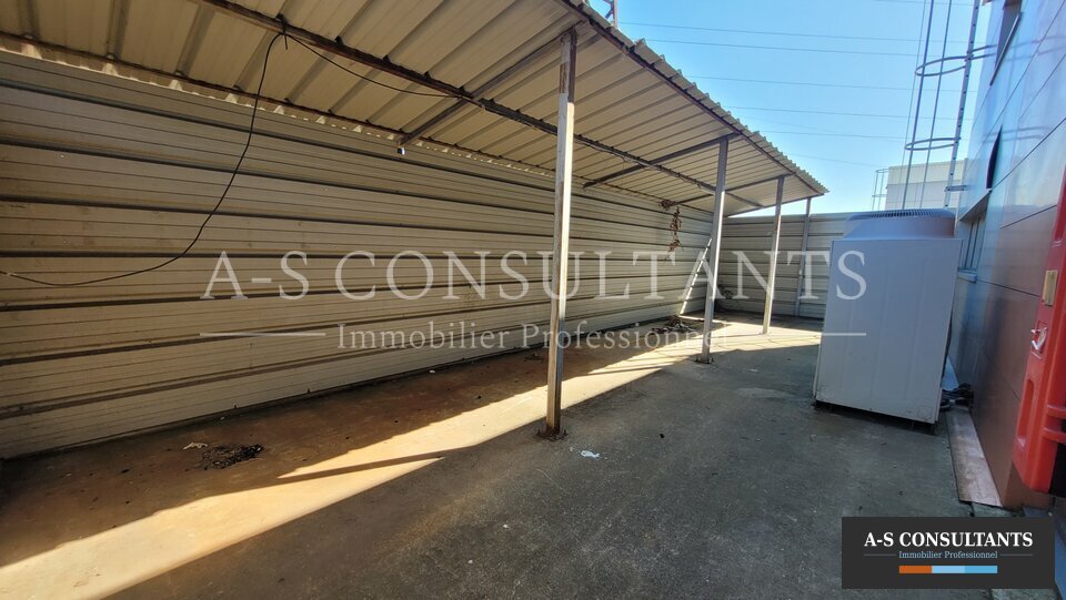 LOCAL COMMERCIAL LOCATION SALAISE SUR SANNE 073523853_38_0388_3.jpg