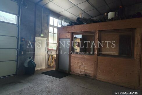 ENTREPOT LOCATION DOUSSARD 107053552_74_0010_1.jpg