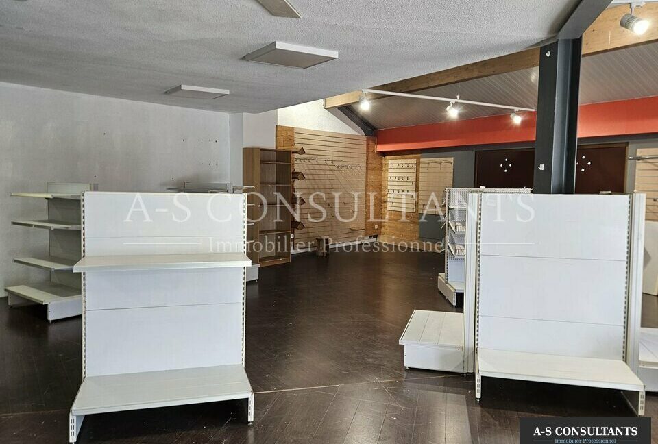 LOCAL COMMERCIAL LOCATION TOURNON 358001279_73_0208_4.jpg