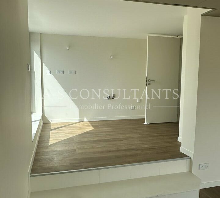 BUREAUX LOCATION GRÉSY-SUR-AIX 424765103_73_0330_16.jpg