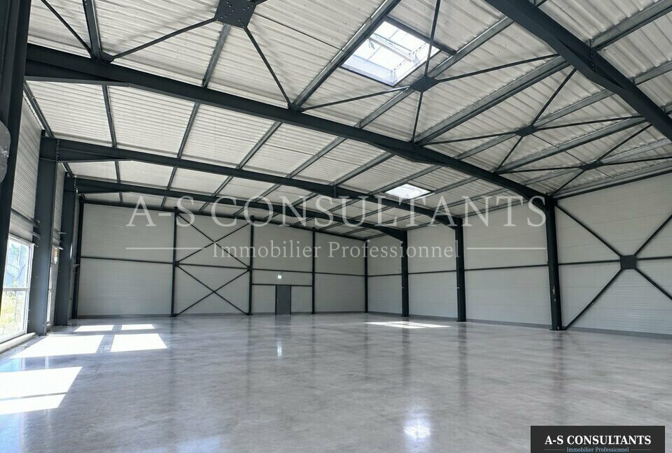 LOCAL COMMERCIAL LOCATION CHAMBERY 460900112_73_0092_4.jpg