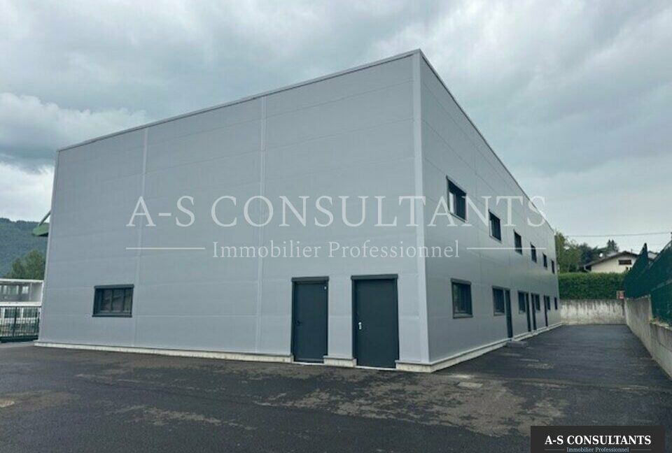 ENTREPOT LOCATION LA BIOLLE 469648818_73_0286_4.jpg