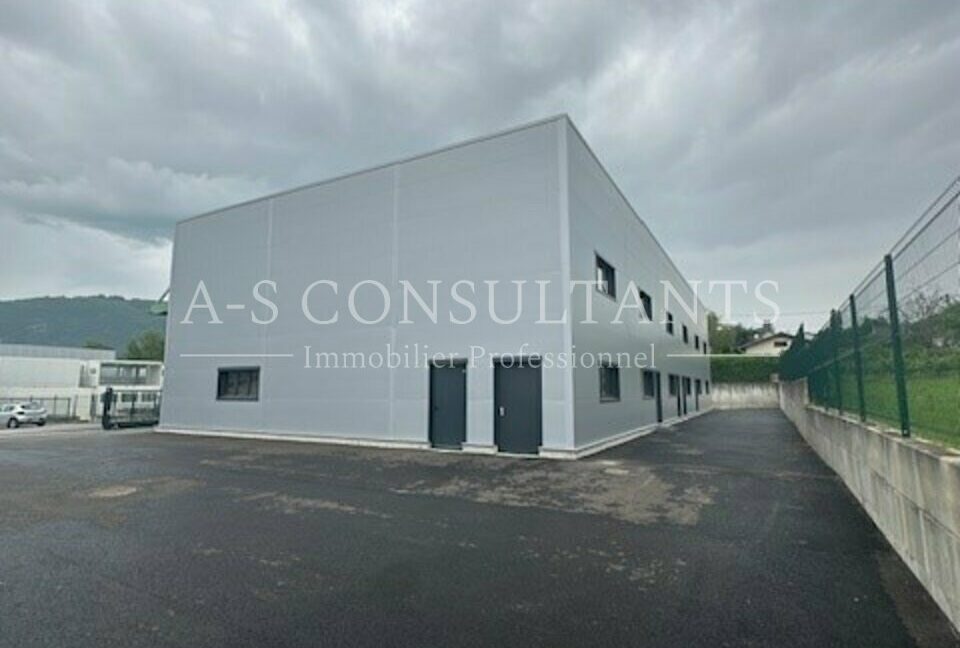 ENTREPOT LOCATION LA BIOLLE 469649549_73_0286_5.jpg