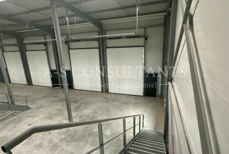 ENTREPOT LOCATION LA BIOLLE 469650559_73_0286_6.jpg