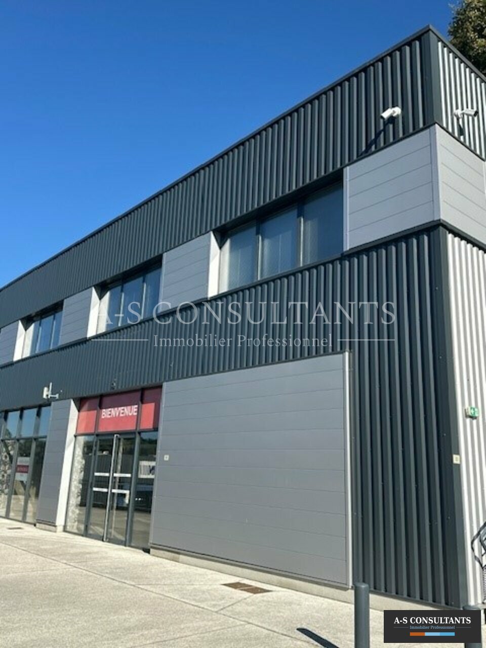 LOCAL COMMERCIAL LOCATION LE PONT-DE-BEAUVOISIN 792947695_73_0297_3.jpg